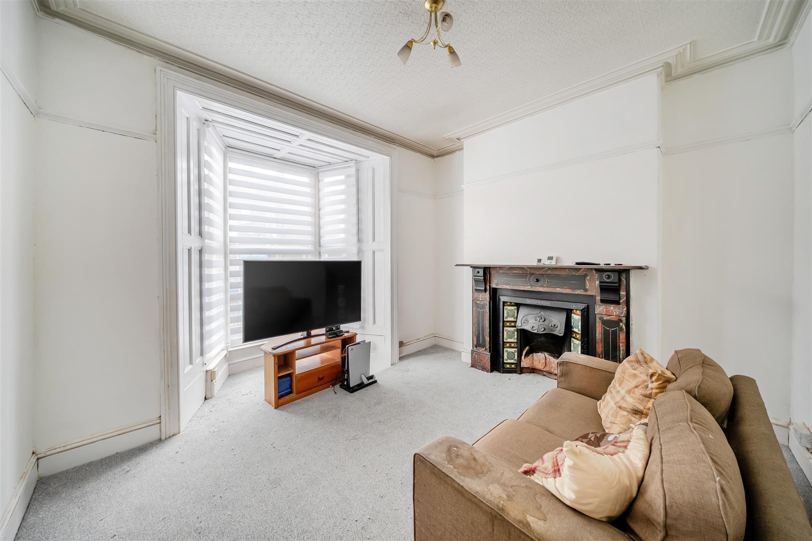 Cecil Street, Manselton, Swansea, SA5 8QW